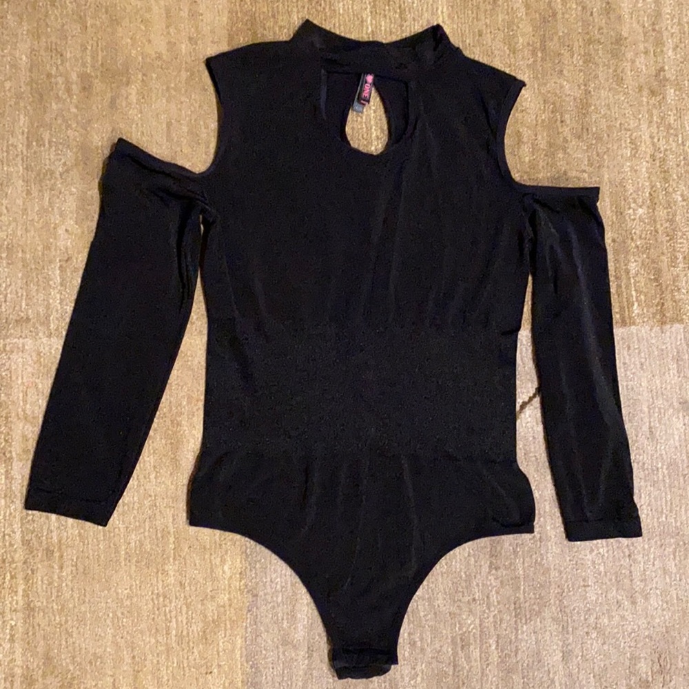 ~Just One~ Black Peekaboo Shoulder Bodysuit